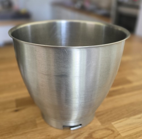 Stainless steel mixing bowl - mixing,