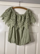 Women’s QED London Green Top Size S