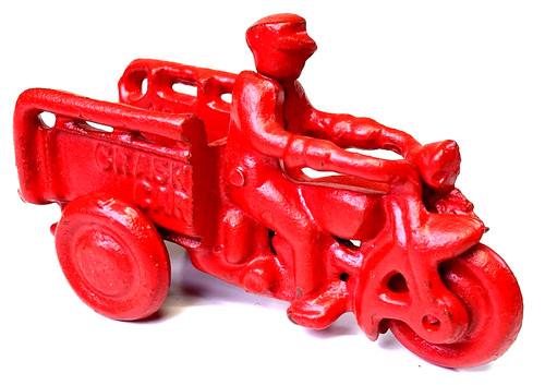 Cast iron three wheel - cast,