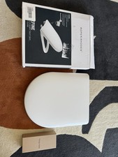 Roper Rhodes Define 8704WSC D-Shaped Soft Close Toilet Seat, new with damage 