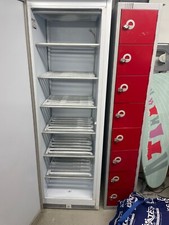 Single door freezer