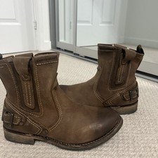 Caterpillar Vinson Distressed