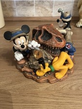 Vintage Disney Collectible Animal Kingdom Figurine Clock Big Dig in the Boneyard