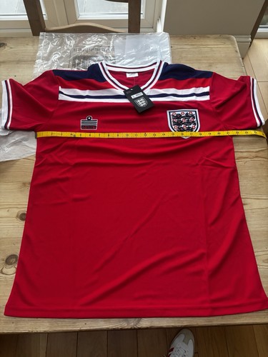 1982 england red - away, shirt