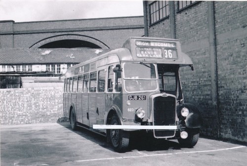 055f 6x4 bus - photo,