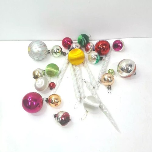Vintage christmas baubles - 21,