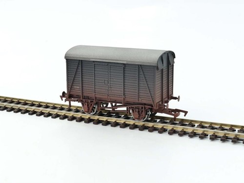 Dapol box van weathered - van,