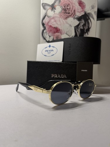 Prada oval gold sunglasse - oval,