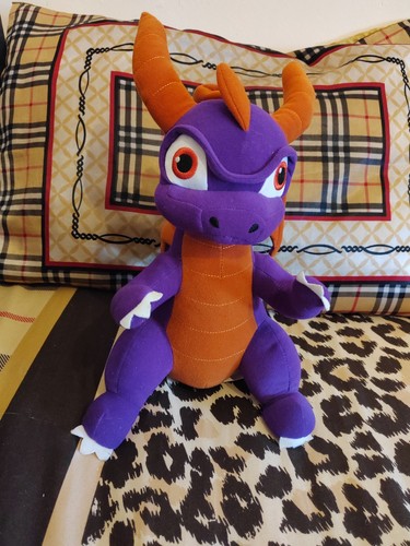 Skylander giants 2012 plush - 2012,