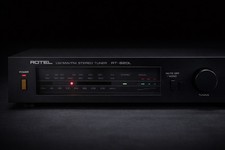Rotel RT-820L AM/FM Stereo