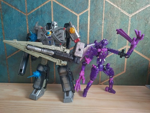 Transformers wfc netflix - wfc,