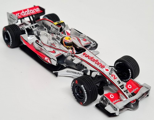 Minichamps vodafone - minichamps, 1/43