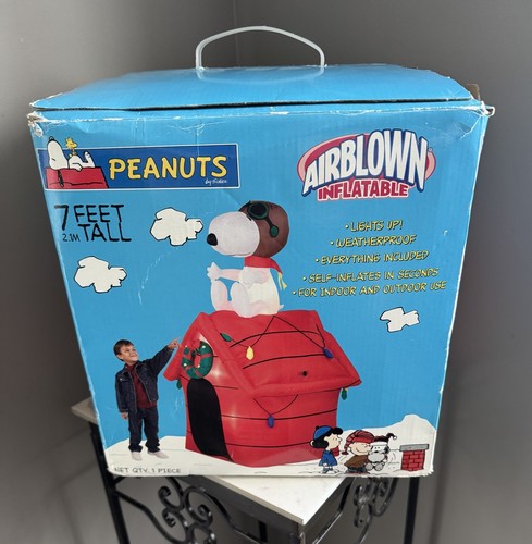 Gemmy 2007 7ft tall snoopy - 7ft,