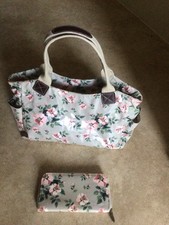 National Trust Charming Floral Handbag With Matching Purse