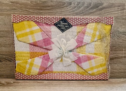 Dorma vtg seersucker picnic - vtg,