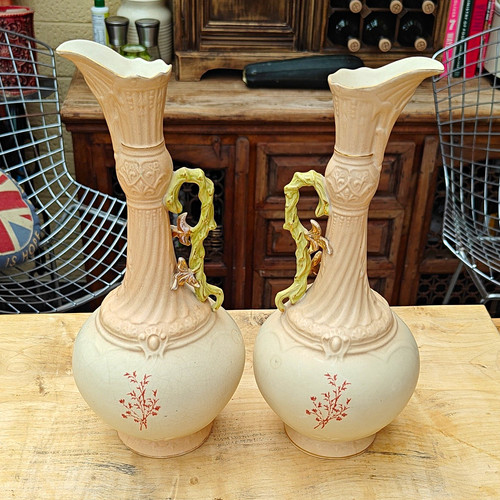 Pair vintage art - of,