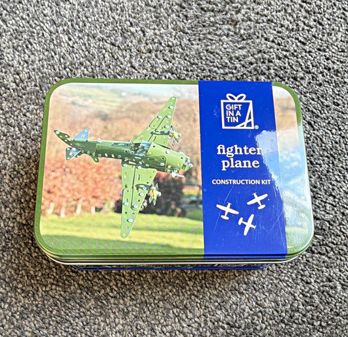 Apples pears fighter plane - pears,