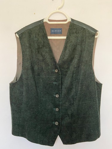 Alexon green waistcoat size - , 20