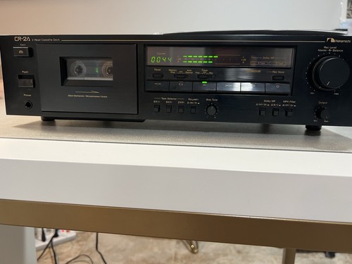 Nakamichi tape deck - tape,