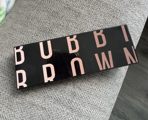 Bobbi brown blush nudes eye - bobbi,