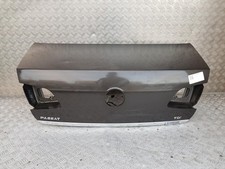 VOLKSWAGEN PASSAT TAILGATE