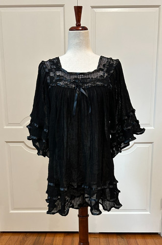Angel wing blouse made - , in