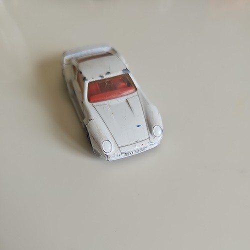 Matchbox porsche 959 car - porsche,