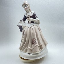 Vintage porcelain figurine - porcelain, of