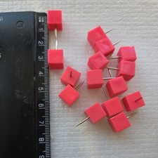 Pink square shaped push - x,