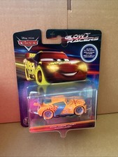 Disney cars diecast glow - disney,