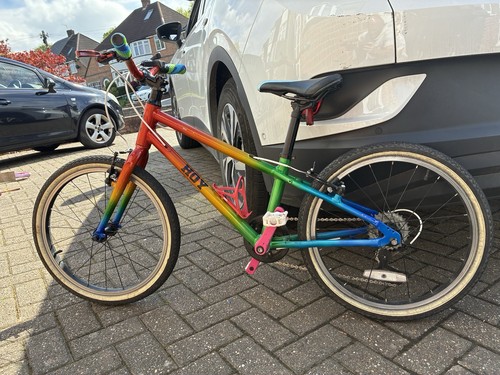 Rainbow hoy bike - 🌈,