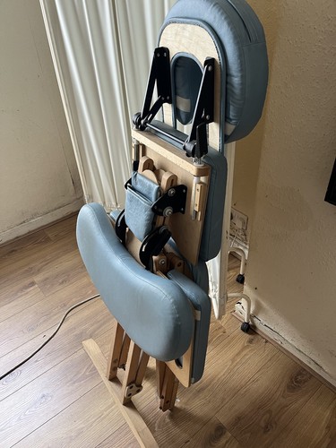 Foldable massage chair - foldable,