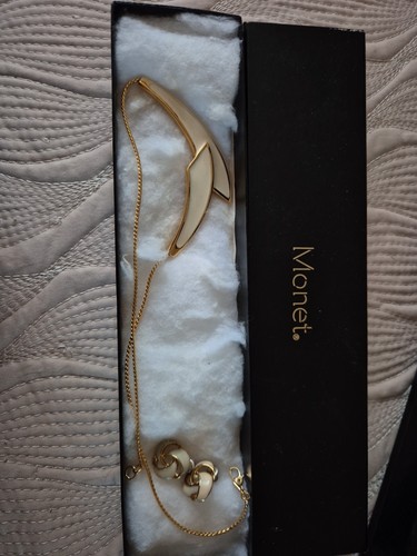 Vintage monet jewellery set - monet,