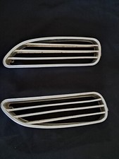 VW Karmann Ghia Nose Vents