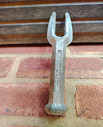 Fork type ball joint splitter - ball,