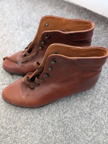 Vintage russel bromley - russel,