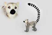 Standing Ringtail Lemur 6854