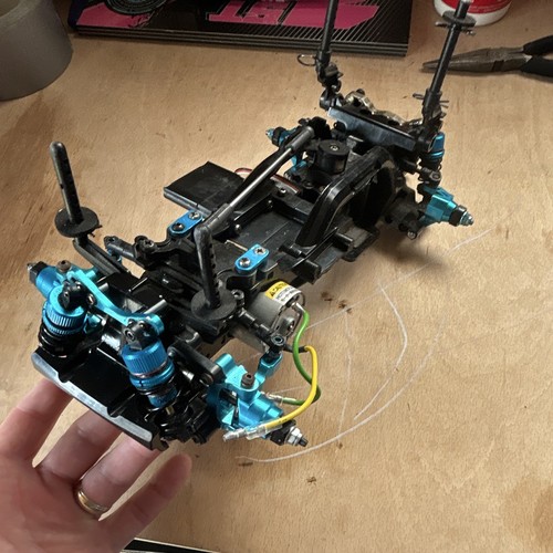 Electric car chassis - 1:10,