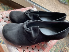 Hotter Donna Black suede Court Shoes 50s style size 6 Kitten heels