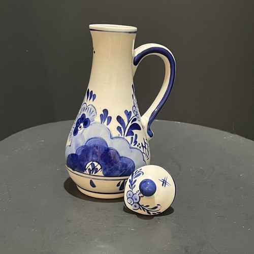 Delft blue pitcher hand - delft,
