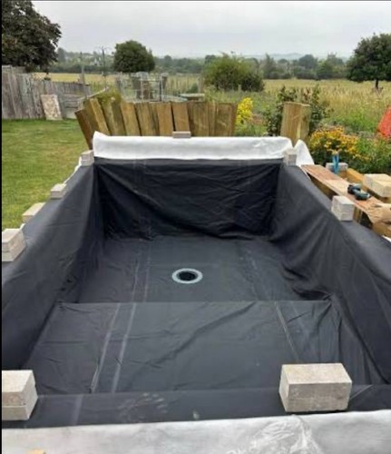 Box welded pond liner - welded,