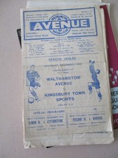 1952-53 Walthamstow Avenue v