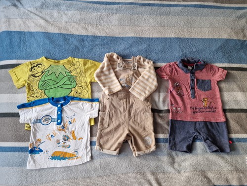 Boys clothes months - 12-18,