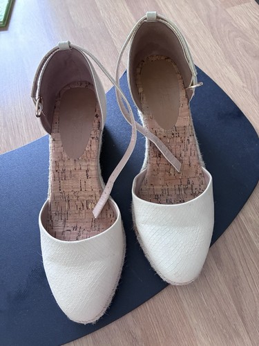 Beautiful cream wedges - cream, from