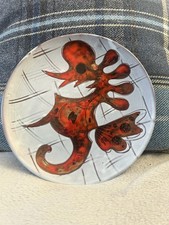  A hand-painted seahorse plate