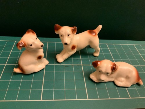 Vintage miniature china dog - ,