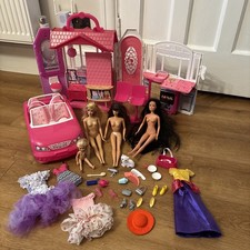 BarbieBundle Inc Fold n’ Go Doll House Folding Playset, Car, Dolls, Clothes 