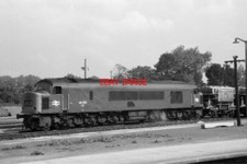 PHOTO  CLASS 46 DIESEL LOCO NO 46052
