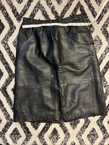 Black leather pencil skirt - black, zip