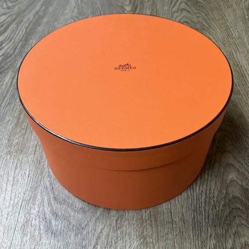 Authentic hermes orange - hermes, round